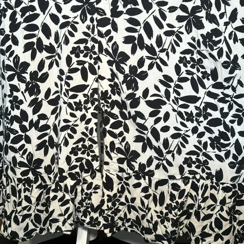 🌻 MNG Black & White Floral Midi Peasant Dress* Women’s size 6 Cottagecore - Picture 14 of 16